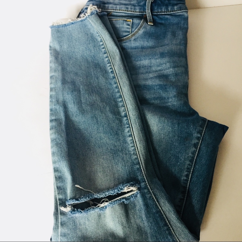 High waisted distressed skinny jeans